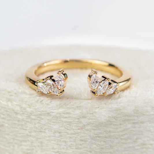 Dahlia - Open Diamond Wedding Band