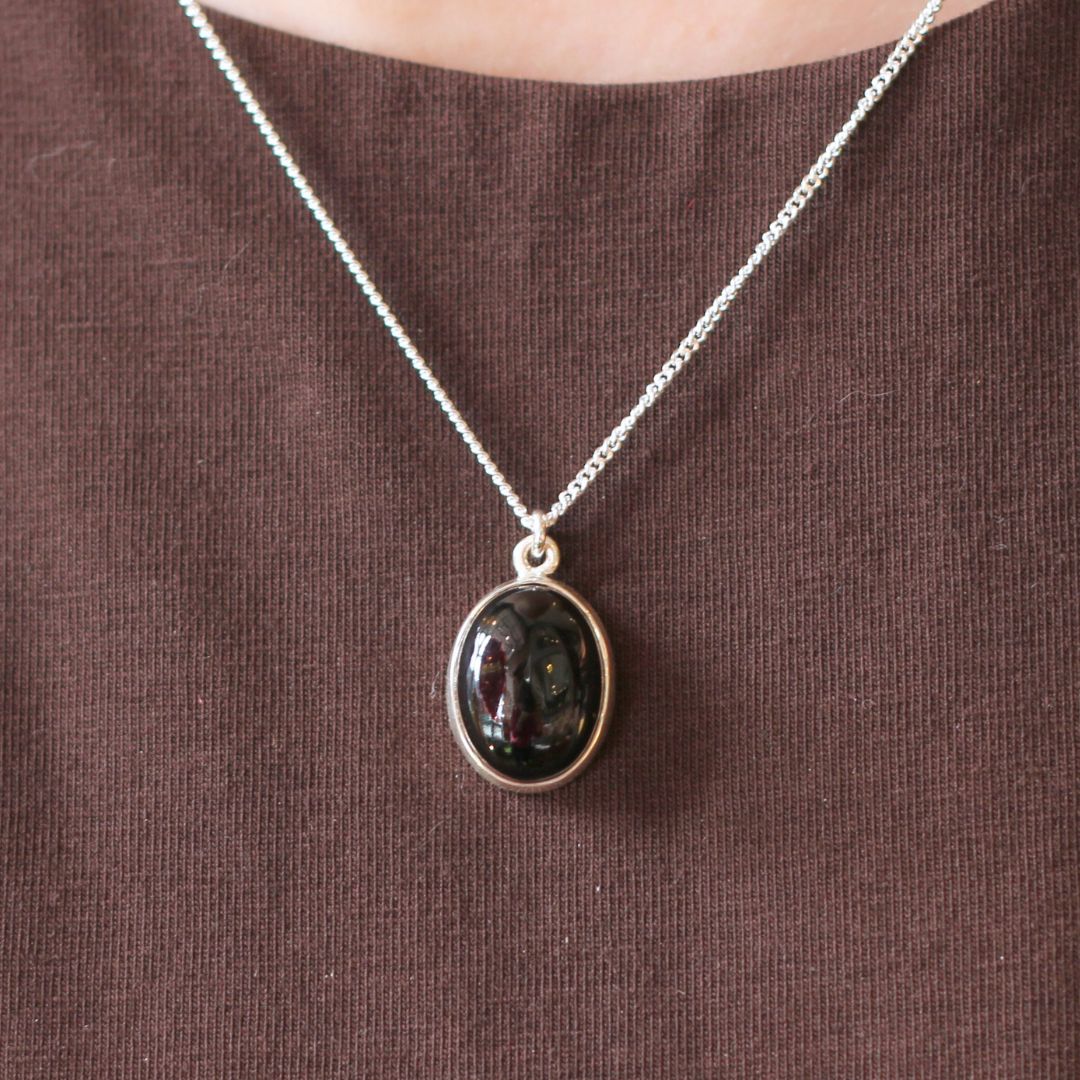 Large Oval Onyx Necklace