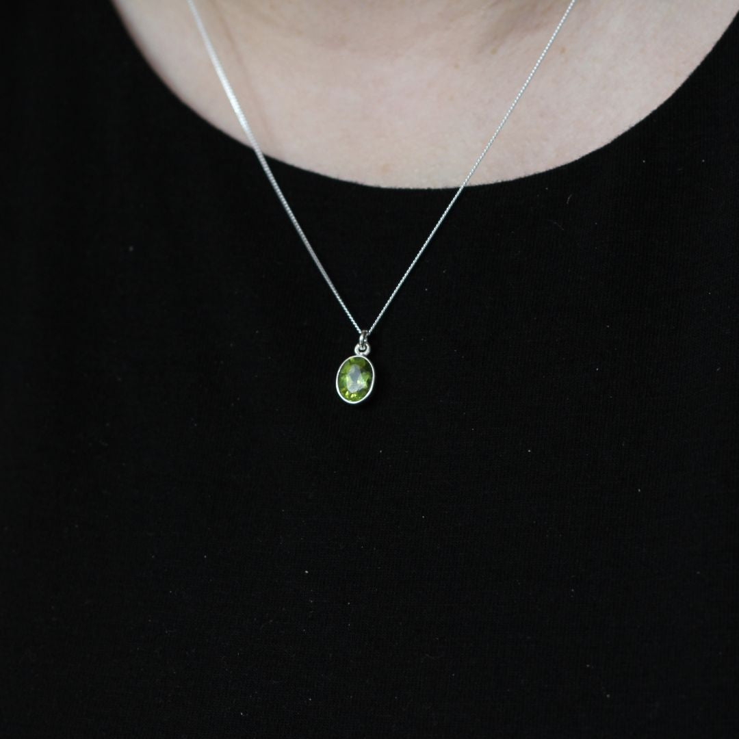 Small Oval Peridot Necklace