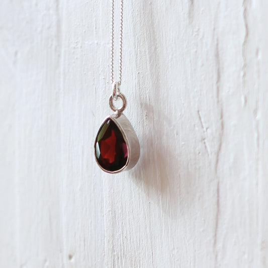 Pear-Shaped Garnet Necklace