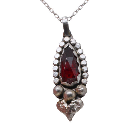 Heart & Garnet Textured Pendant