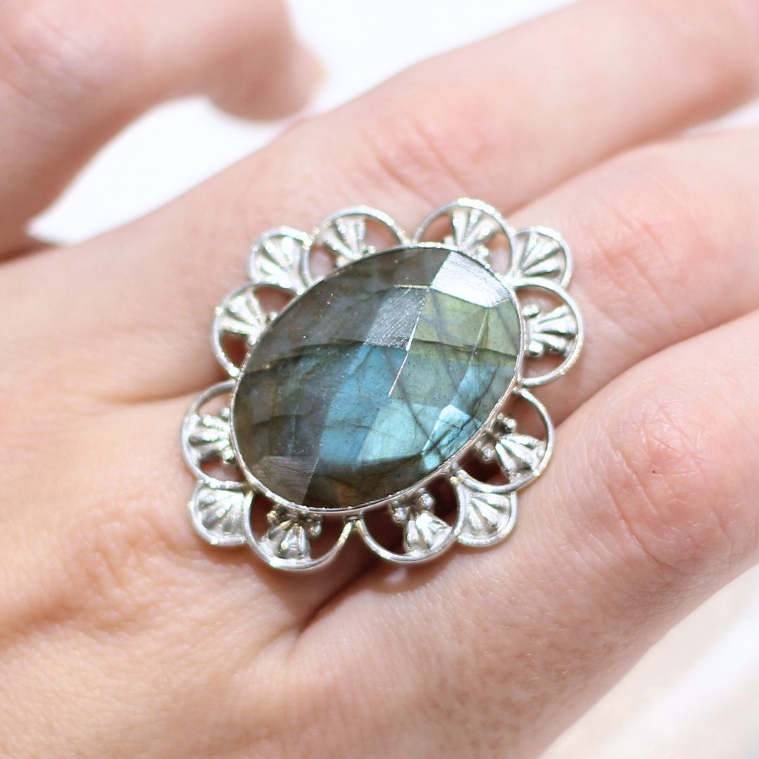 Floral Labradorite Ring