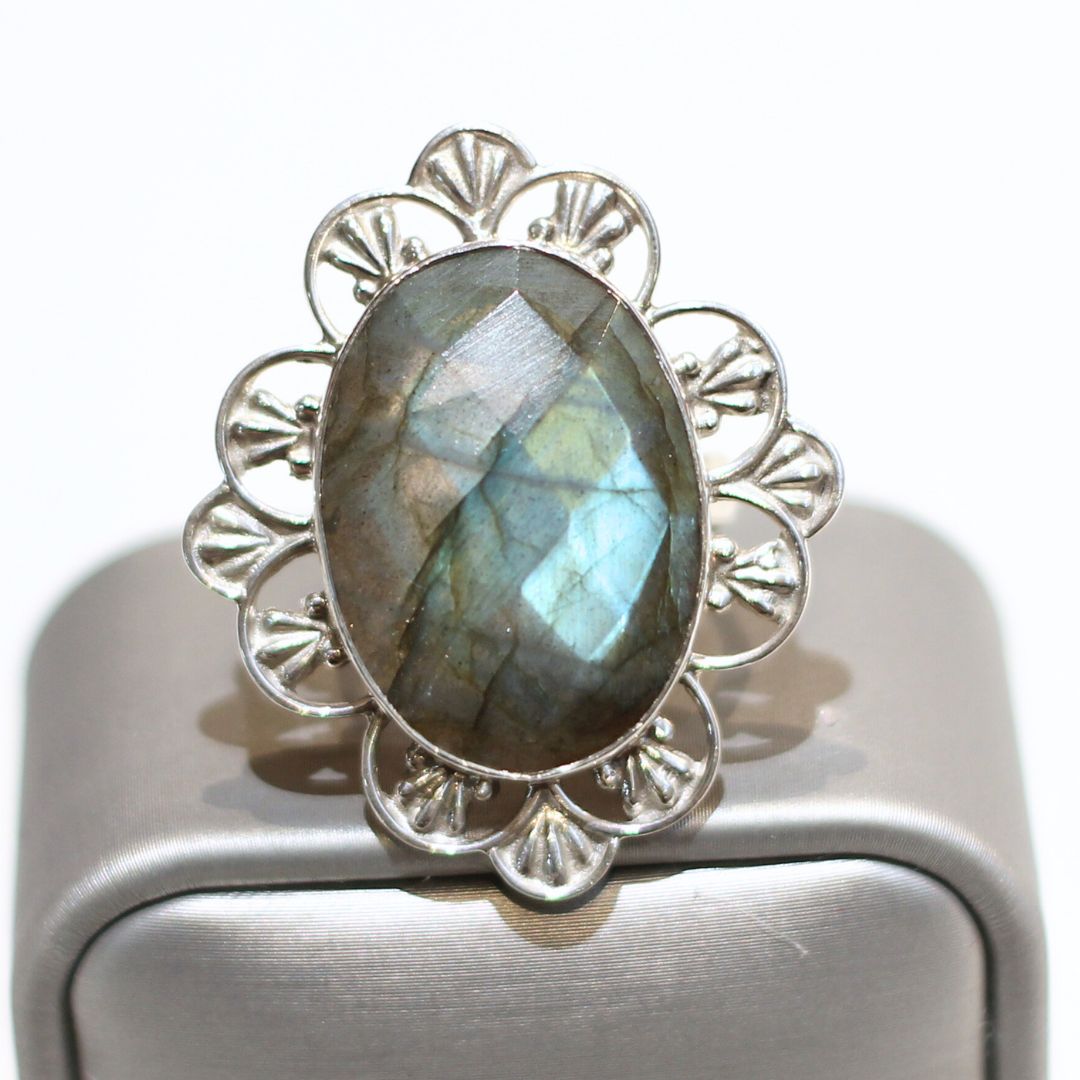 Floral Labradorite Ring