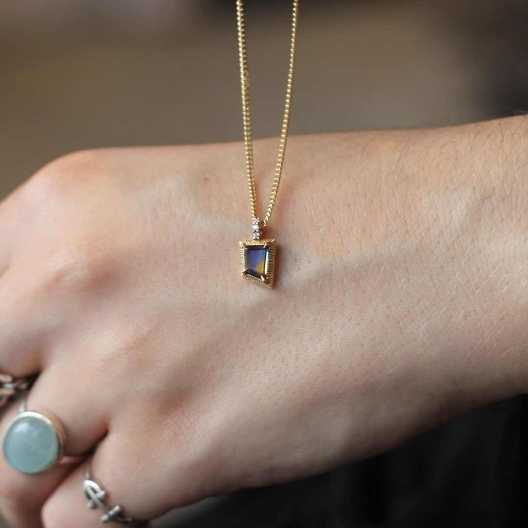 Two Tone Sapphire Necklace