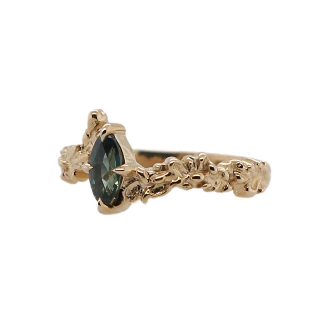 Silvia - Green Marquise Sapphire Ring