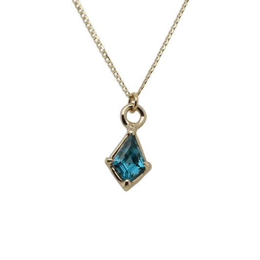 Gold Teal Sapphire Pendant Necklace