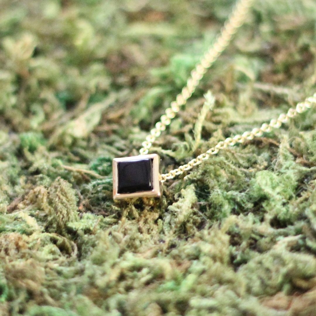 Onyx Gold Necklace